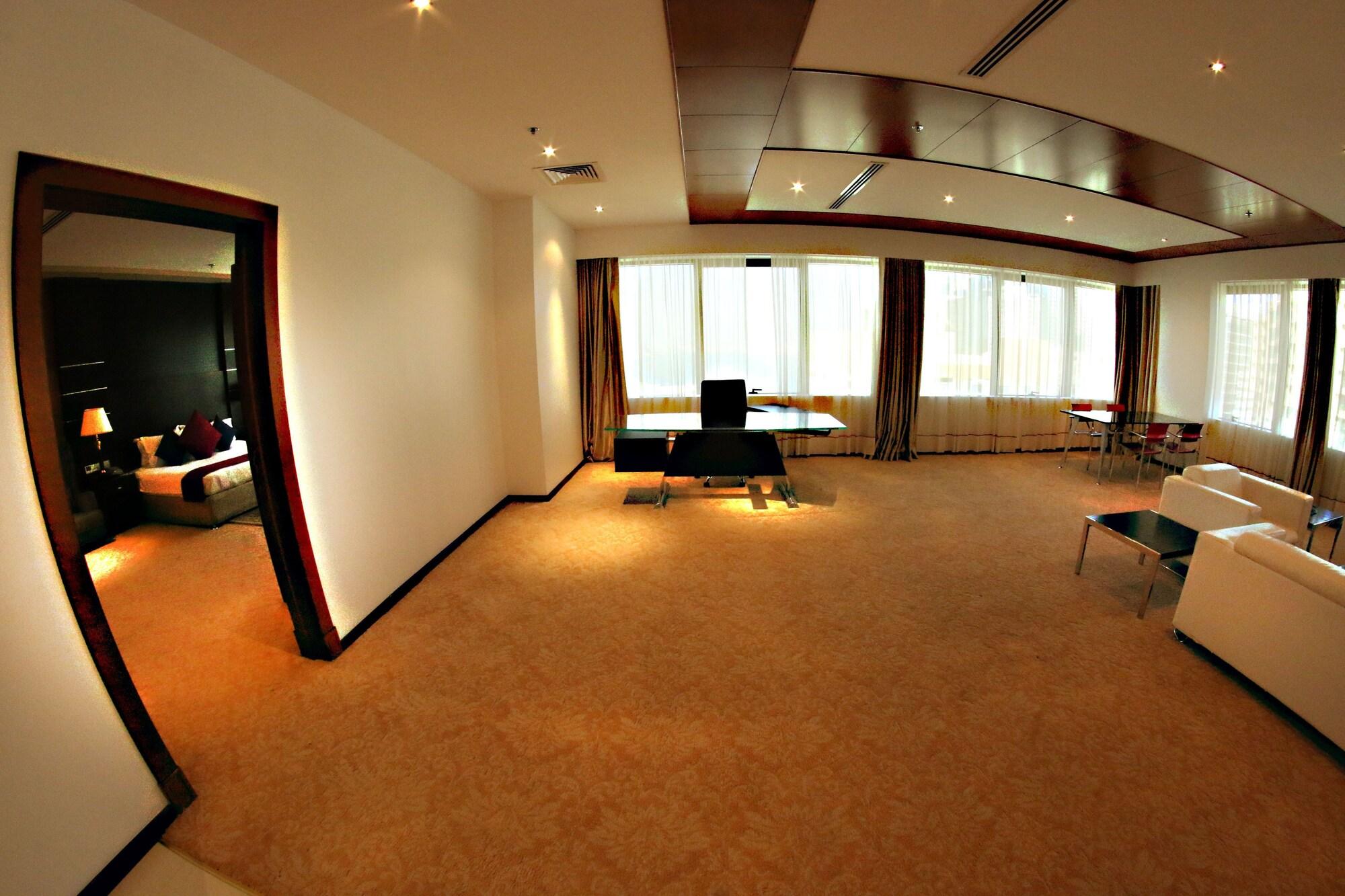 Diva Hotel Manama Exteriör bild