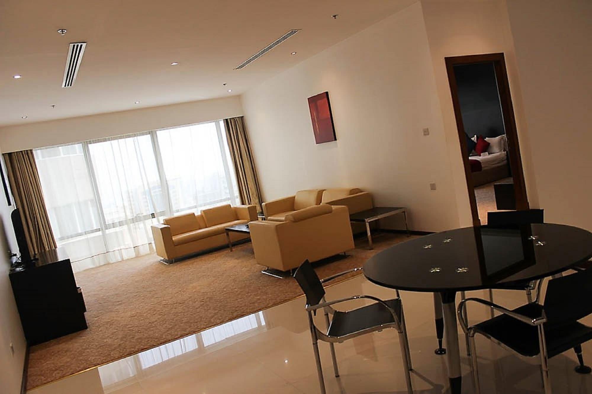 Diva Hotel Manama Exteriör bild