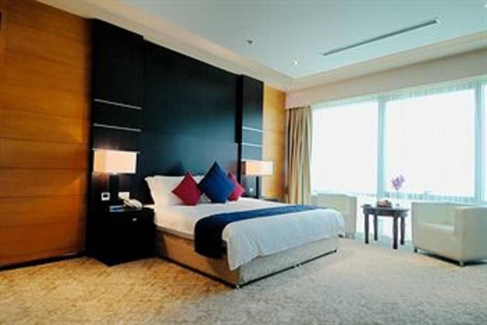 Diva Hotel Manama Exteriör bild